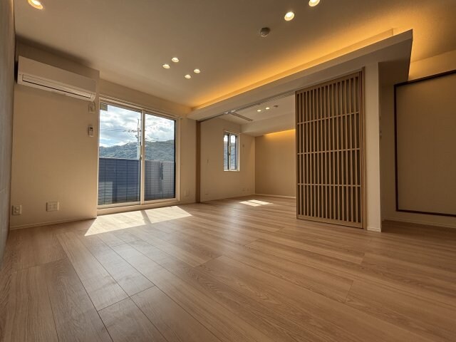 サンコートHIKARIの物件内観写真