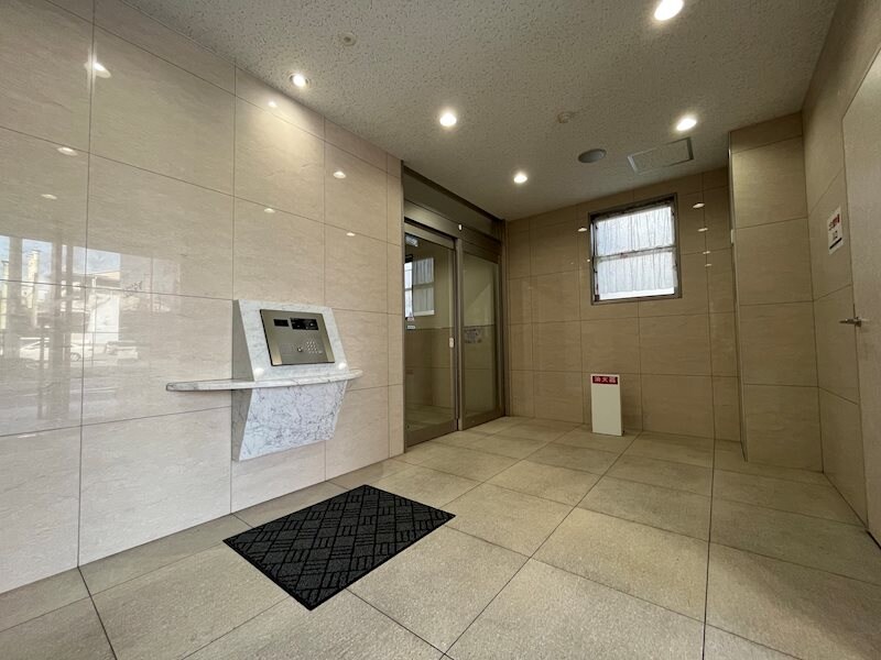 アールヴォレ楠木の物件外観写真