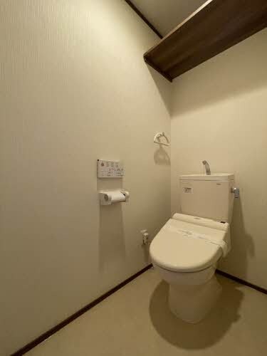 Gold Court 宝町の物件内観写真