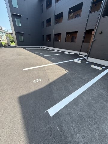 KLALISS西原の物件外観写真