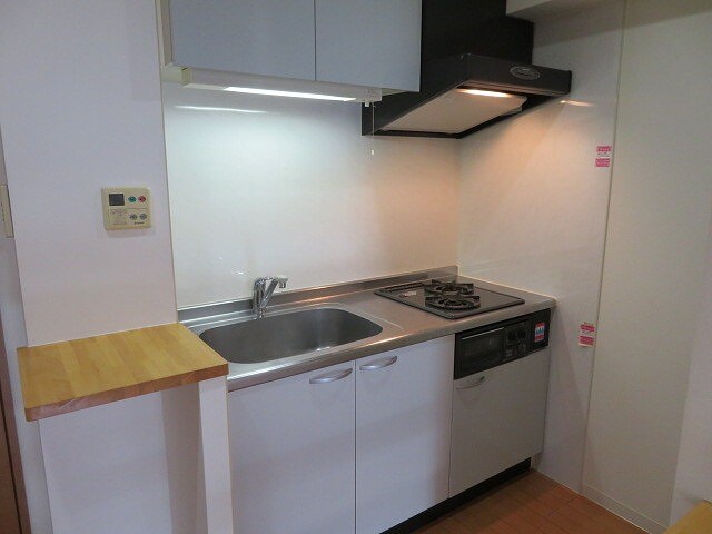 グラビスコート上幟町の物件内観写真