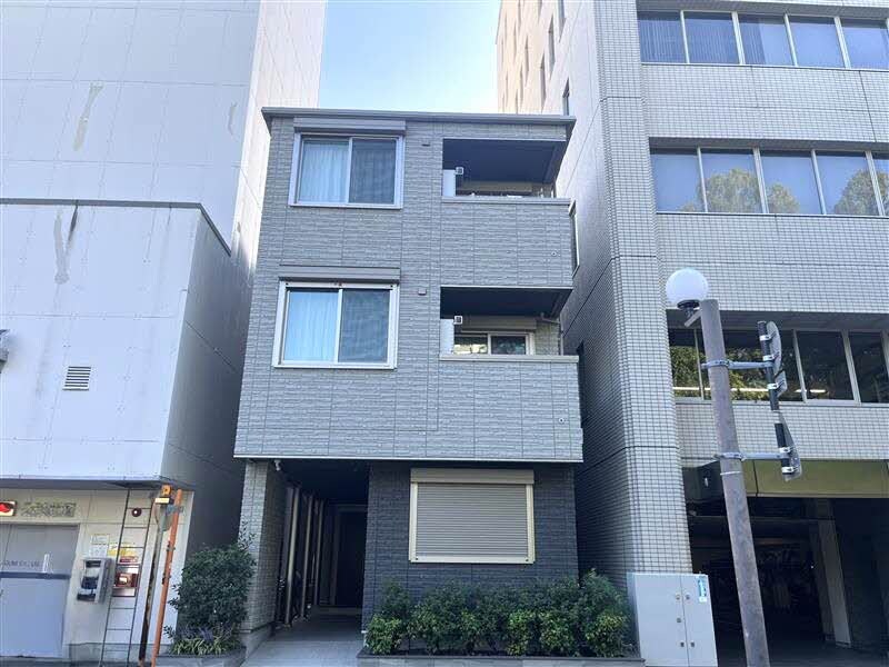 アヴェニール・ラディウ平和大通の物件外観写真