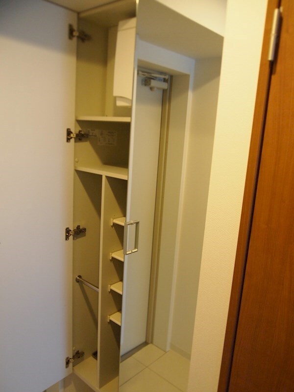 コンフォート東白島の物件内観写真