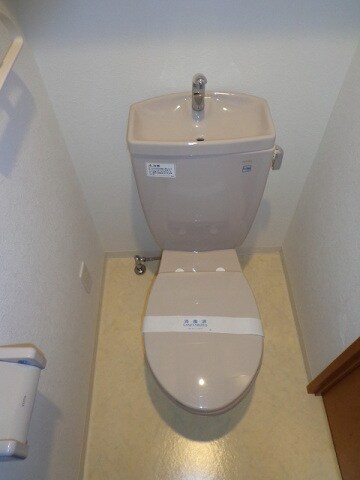 グラビスコート上幟町の物件内観写真