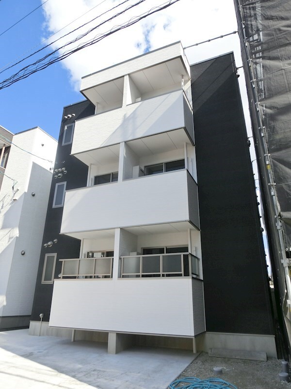 月光南観音五番館の物件外観写真