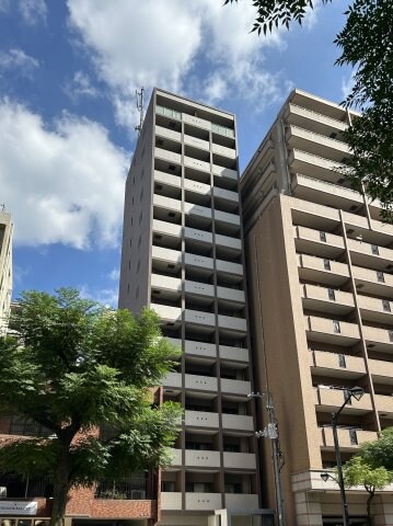 グラビスコート上幟町の物件外観写真