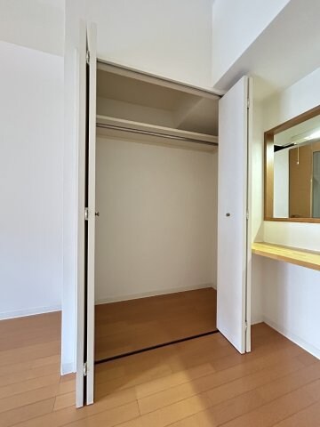 グラビスコート上幟町の物件内観写真