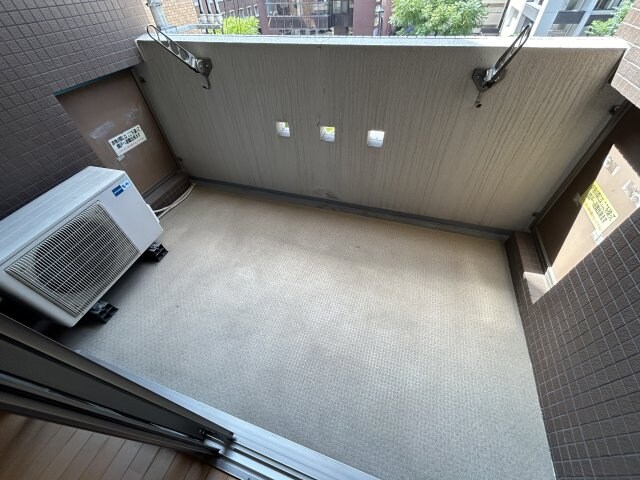 グラビスコート上幟町の物件内観写真