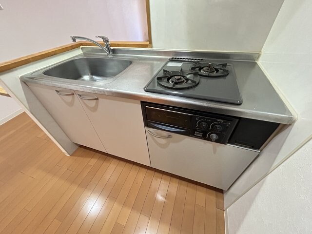 グラビスコート上幟町の物件内観写真