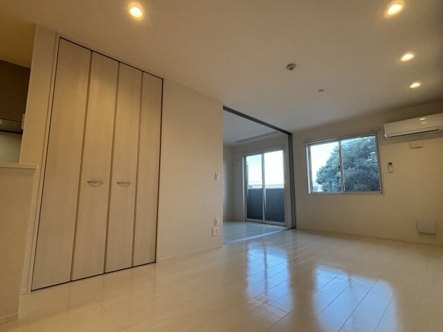 クレスト長束西の物件内観写真