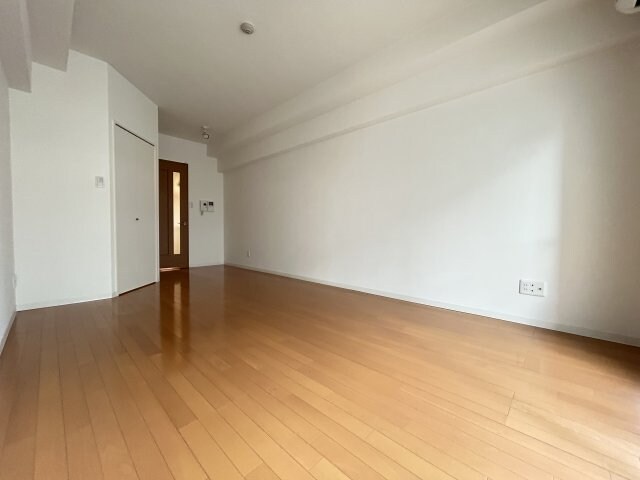 グラビスコート白島の物件内観写真