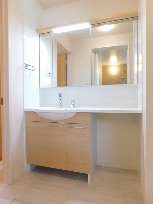 アザレアの物件内観写真