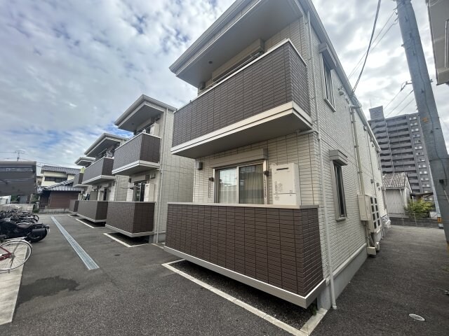 ロワジールの物件外観写真