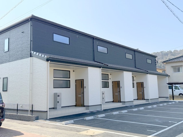 シンビオシスM7の物件外観写真