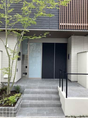 シャーメゾン西旭の物件外観写真