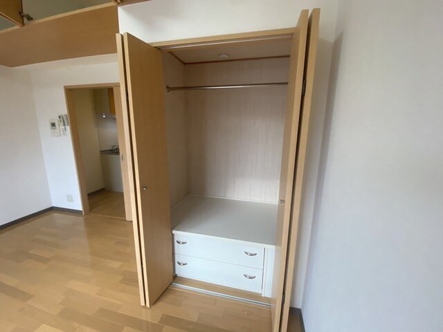 ドミトリー庚午弐番館の物件内観写真