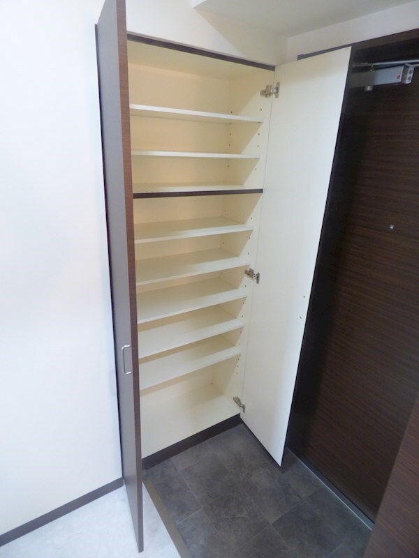 ソフィアコート光町の物件内観写真