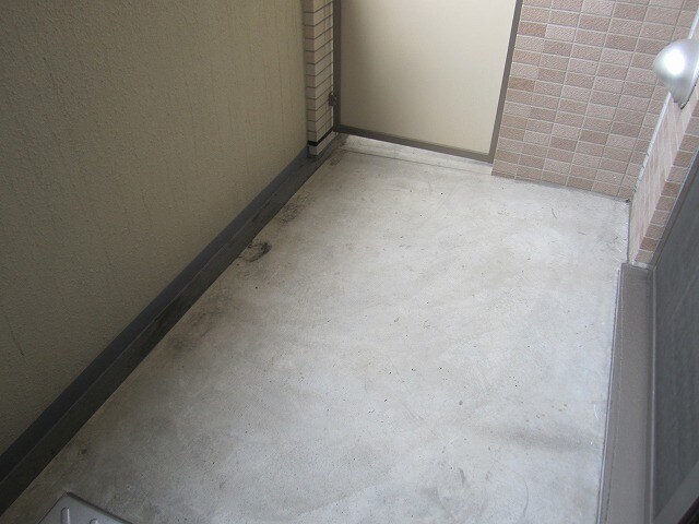 白島九軒町ハイツの物件内観写真