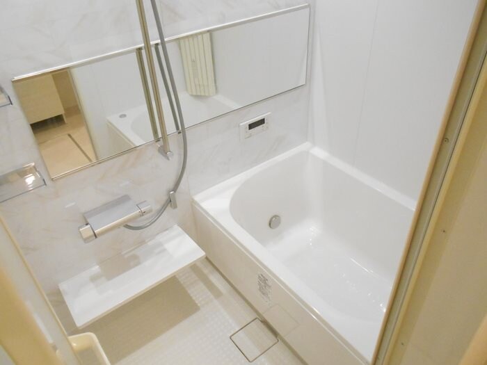 グランテリア楽々園Wの物件内観写真