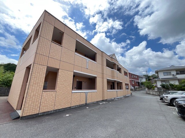 Birdland Courtの物件外観写真