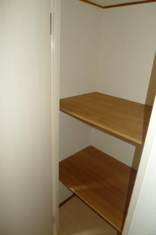 横浜駅 徒歩8分 8階の物件内観写真