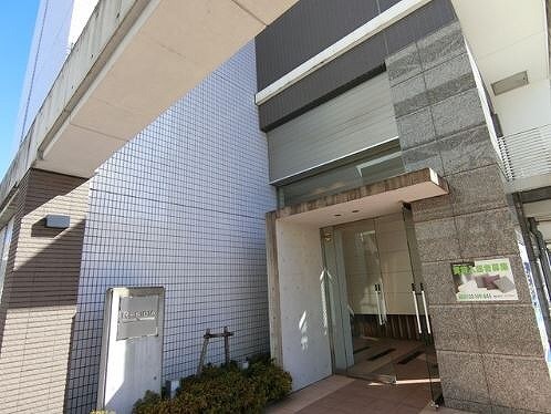 レジディア新横浜の物件外観写真