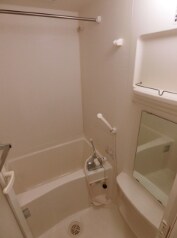 レジディア新横浜の物件内観写真