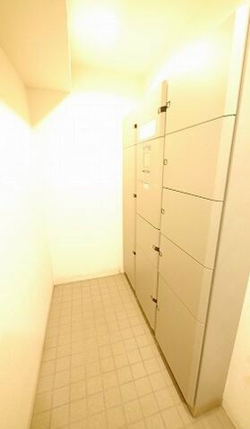 レジディア新横浜の物件内観写真