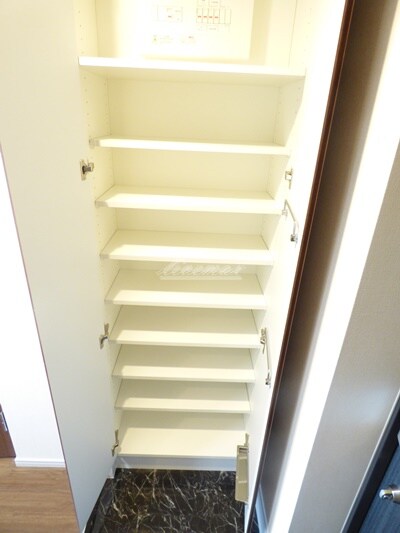 横浜駅 徒歩14分 5階の物件内観写真