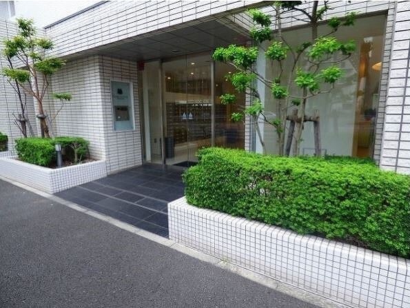 日本大通り駅 徒歩12分 6階の物件外観写真