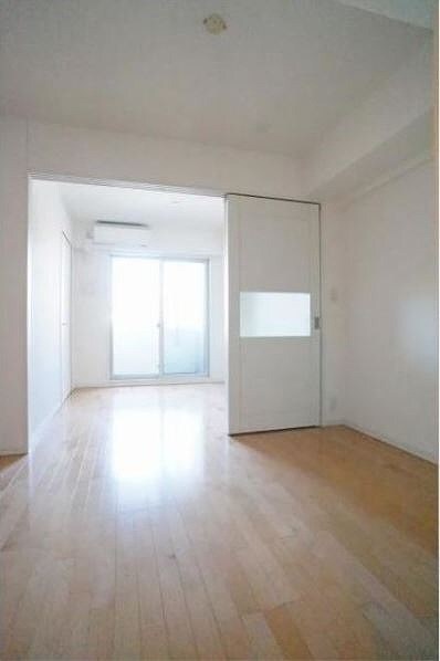 日本大通り駅 徒歩12分 6階の物件内観写真