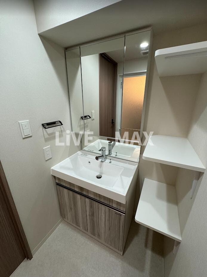 ディアレイシャス赤羽の物件内観写真