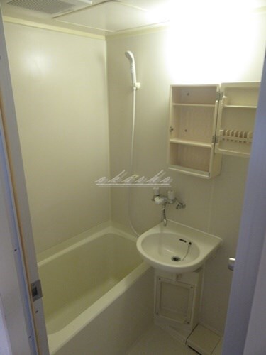 横浜駅 徒歩9分 5階の物件内観写真