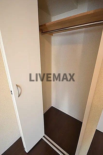 ラグジュアリーアパートメント本郷の物件内観写真