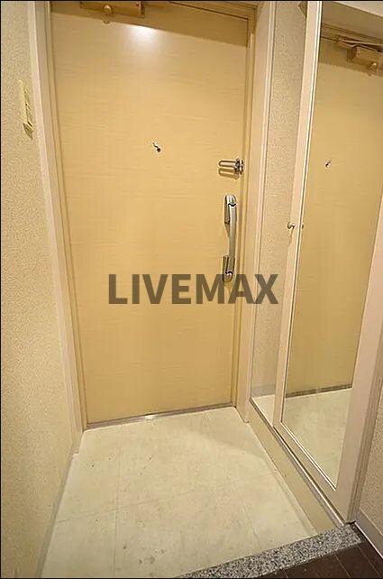 ラグジュアリーアパートメント本郷の物件内観写真