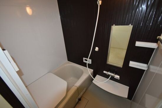 新山下三番館の物件内観写真