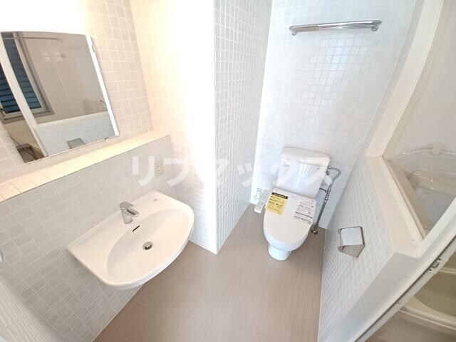 横浜駅 徒歩6分 3階の物件内観写真