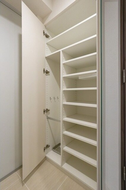 ドゥーエ横濱鶴見の物件内観写真