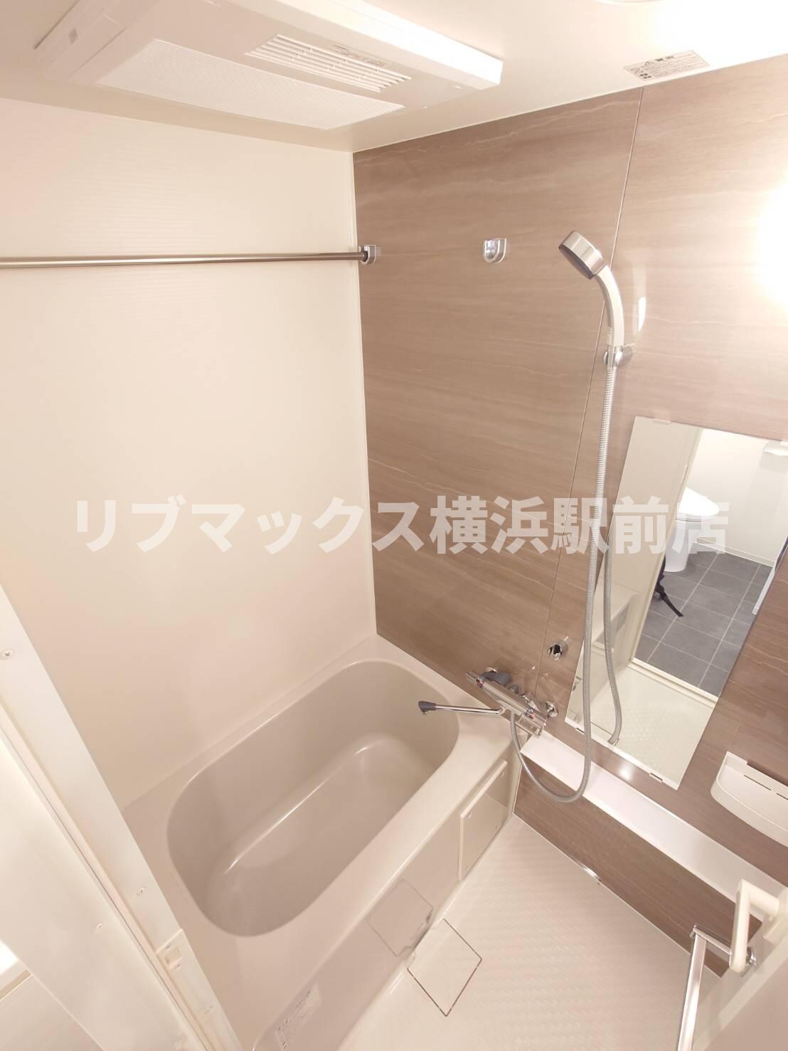 アイルプレミアム横浜ノルドの物件内観写真