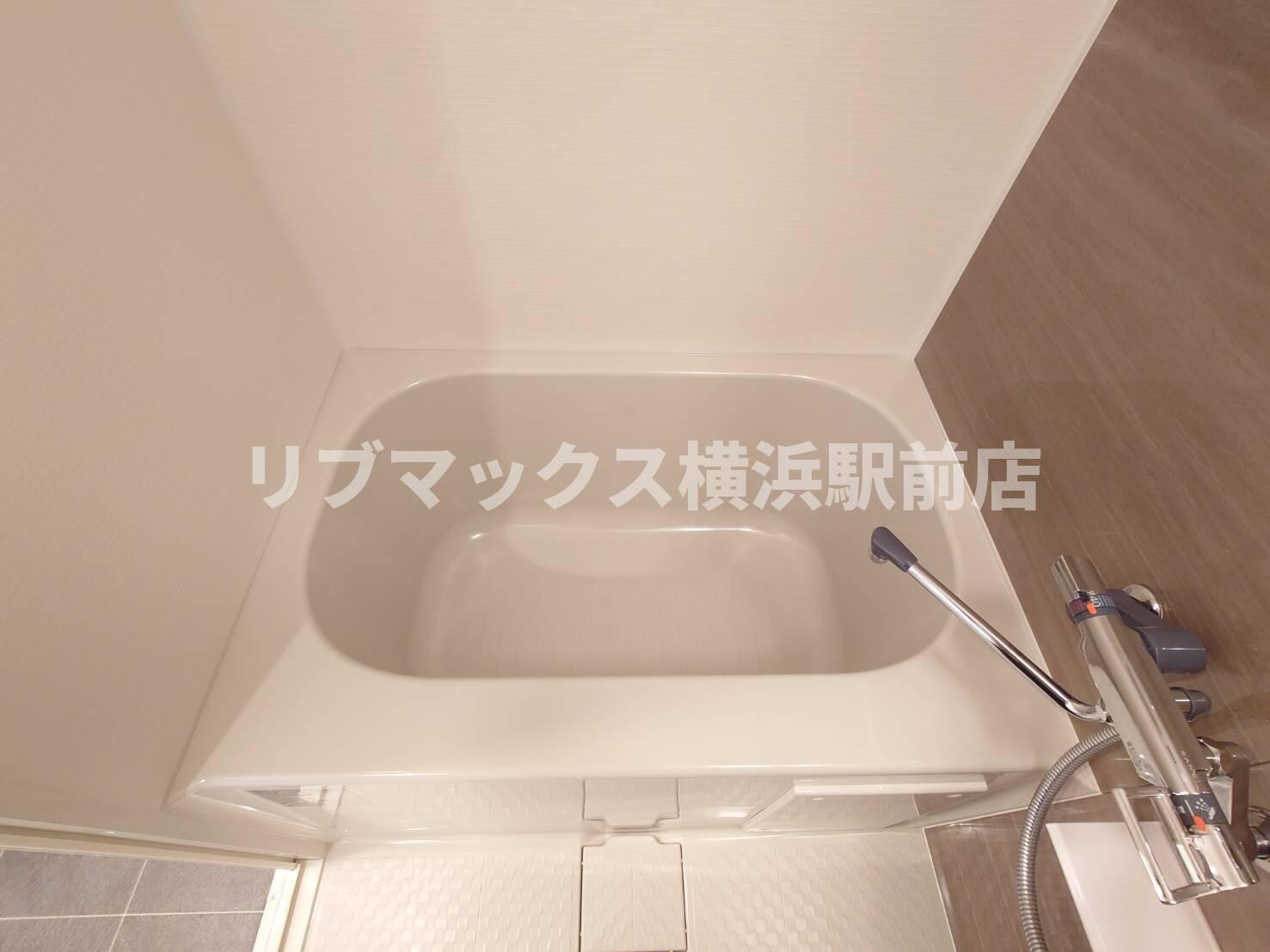 アイルプレミアム横浜ノルドの物件内観写真