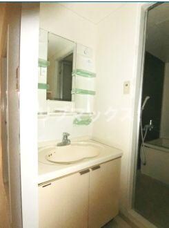 横浜駅 徒歩13分 7階の物件内観写真