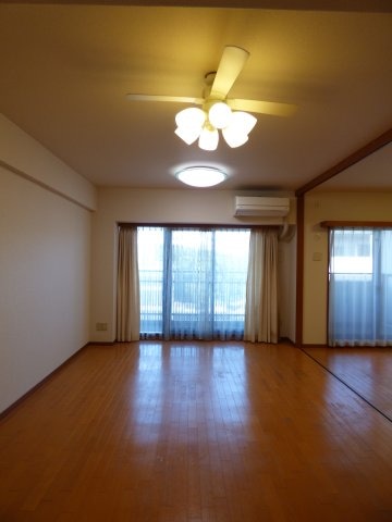 コスモ新横浜の物件内観写真