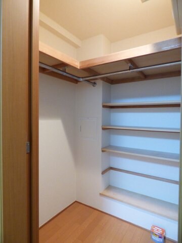 コスモ新横浜の物件内観写真