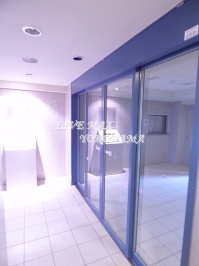 横浜駅 徒歩5分 8階の物件外観写真