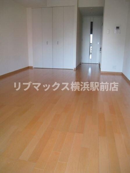 横浜駅 徒歩5分 8階の物件内観写真