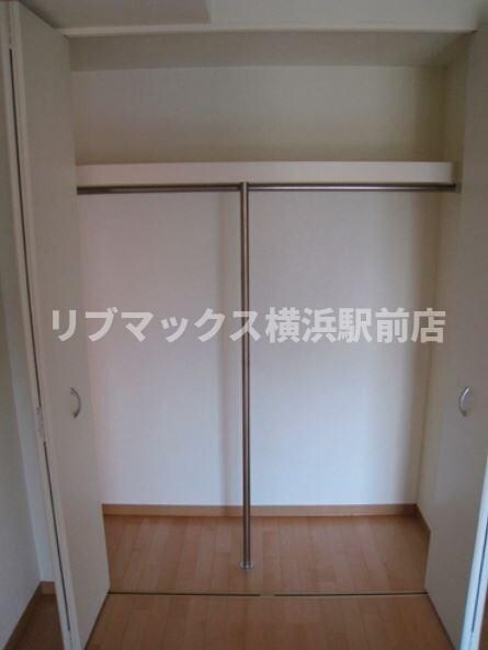 横浜駅 徒歩5分 8階の物件内観写真