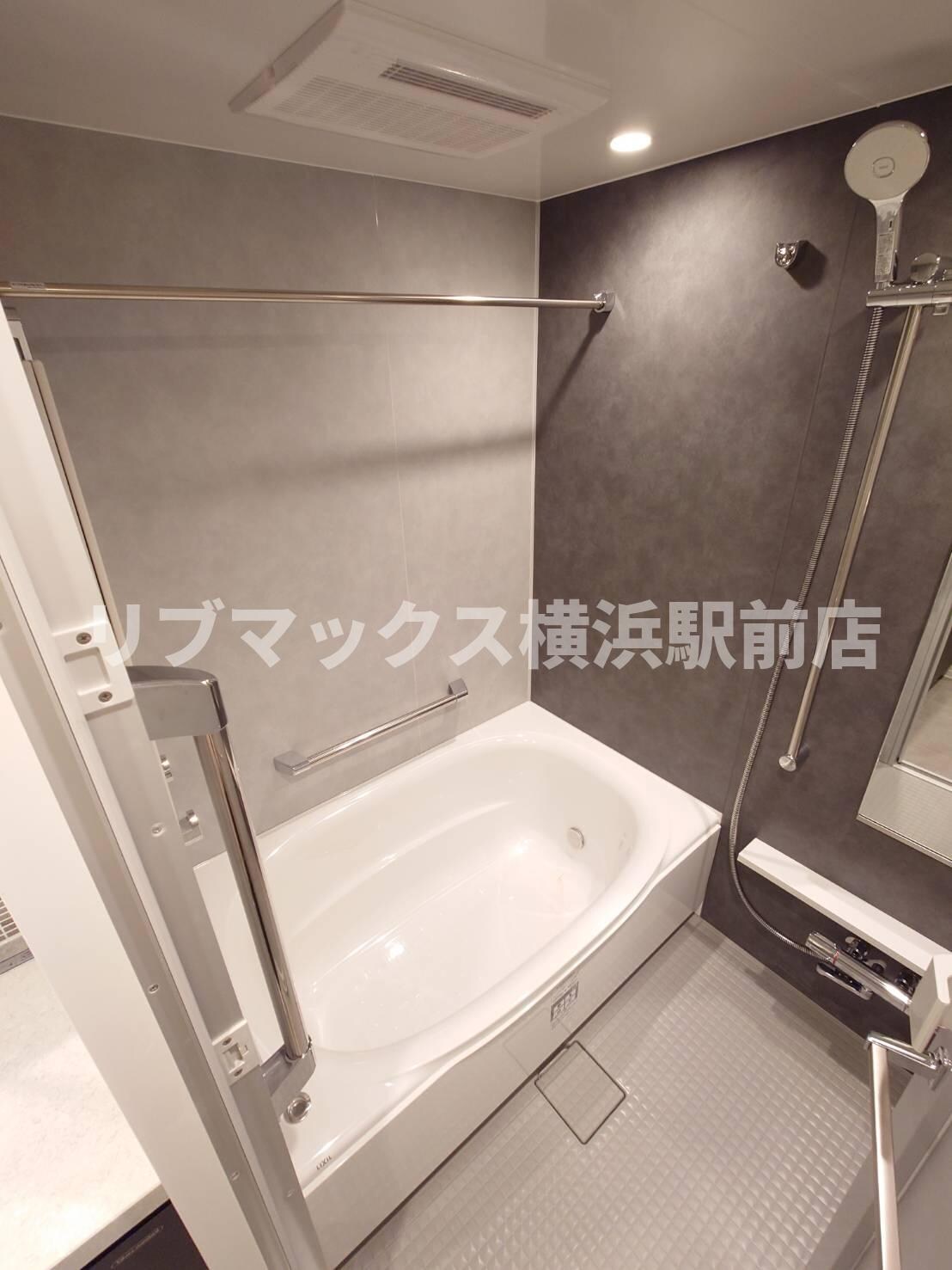 グレーシアフィット横浜の物件内観写真