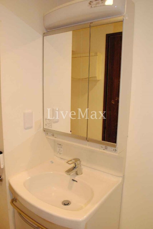 関内駅 徒歩6分 13階の物件内観写真