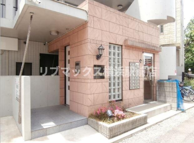 三ツ沢上町駅 徒歩2分 1階の物件外観写真