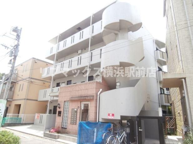 三ツ沢上町駅 徒歩2分 1階の物件外観写真